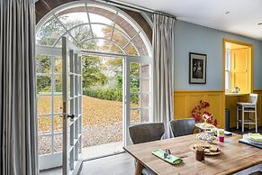 Meikleour Arms Hotel and Restaurant