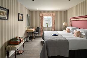 Meikleour Arms Hotel and Restaurant