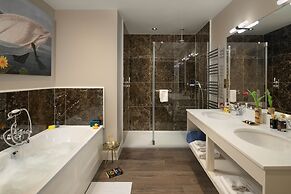 Meikleour Arms Hotel and Restaurant