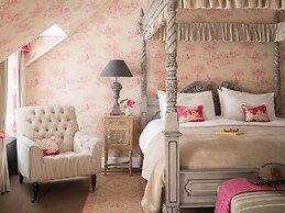 Meikleour Arms Hotel and Restaurant