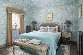 Meikleour Arms Hotel and Restaurant