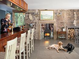 Meikleour Arms Hotel and Restaurant