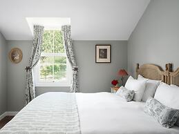 Meikleour Arms Hotel and Restaurant