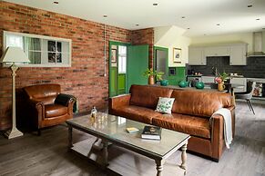 Meikleour Arms Hotel and Restaurant