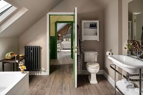 Meikleour Arms Hotel and Restaurant