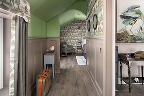 Meikleour Arms Hotel and Restaurant