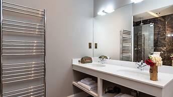 Meikleour Arms Hotel and Restaurant