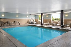 Holiday Inn Express Toledo North by IHG