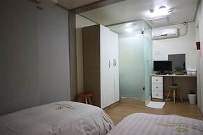 K-Pop Residence Myeong Dong