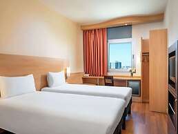 ibis Adana