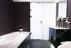 Cityinn Hotel Plus - Taichung Station Branch