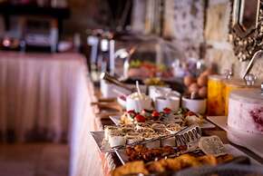 Achtis Boutique Hotel