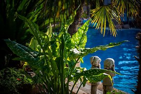 Achtis Boutique Hotel