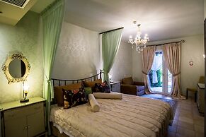 Achtis Boutique Hotel