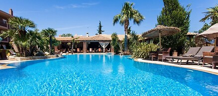 Achtis Boutique Hotel