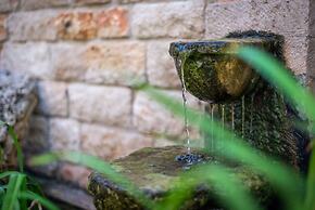 Achtis Boutique Hotel