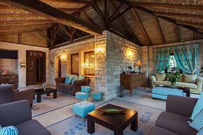 Achtis Boutique Hotel