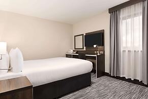 Ramada by Wyndham Cobham