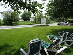 Amish Country Motel