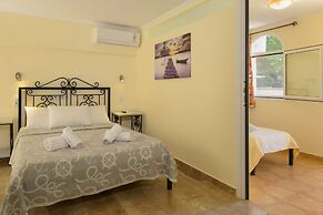 Ammoudara Beach Hotel & Apartments