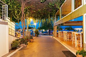 Ammoudara Beach Hotel & Apartments