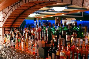 Ammoudara Beach Hotel & Apartments