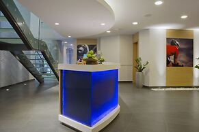 Majestic Arjaan by Rotana