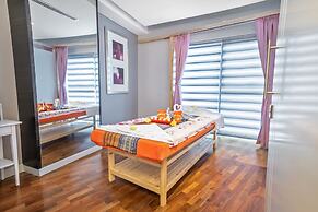 Majestic Arjaan by Rotana