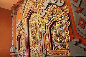 Bemo Corner Guest House