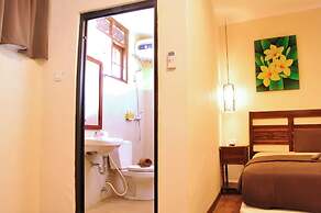 Bemo Corner Guest House