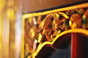 Bemo Corner Guest House