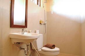 Bemo Corner Guest House