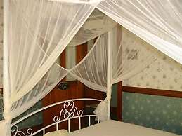 Riviera Bed and Breakfast