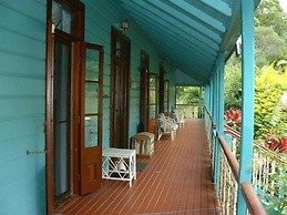 Riviera Bed and Breakfast