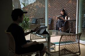 Nantra Sukhumvit 39 Hotel