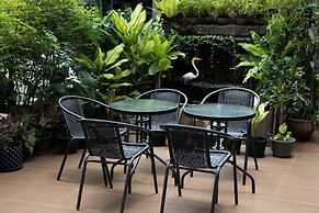 Nantra Sukhumvit 39 Hotel