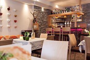 Am Dorfplatz Suites - Adults Only