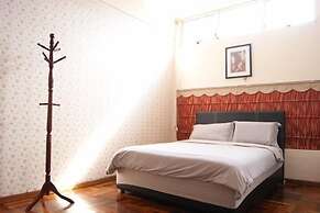 Brahminy Kite Holiday Home