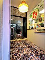 Feel Hostels City Center