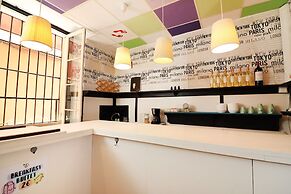 Feel Hostels City Center