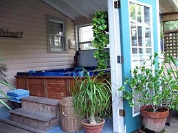 Charles Bass House Bed & Breakfast