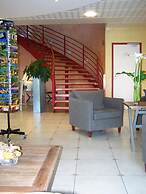 Brit Hotel Du Perche