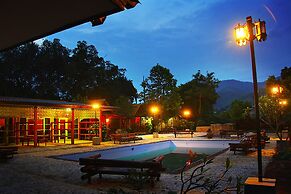 Areeya Phuree Resort