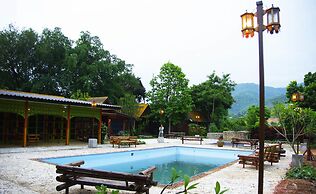 Areeya Phuree Resort