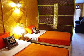 Areeya Phuree Resort