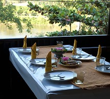 Areeya Phuree Resort