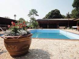 Areeya Phuree Resort