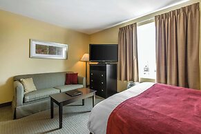 MainStay Suites Jacksonville near Camp Lejeune