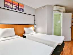 ibis Copacabana Posto 2 Hotel
