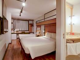ibis Copacabana Posto 2 Hotel